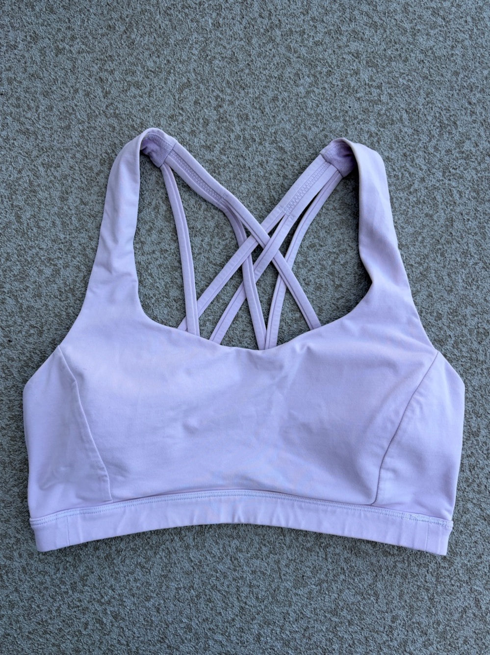 lululemon athletica energy bra - size 6 - lavender